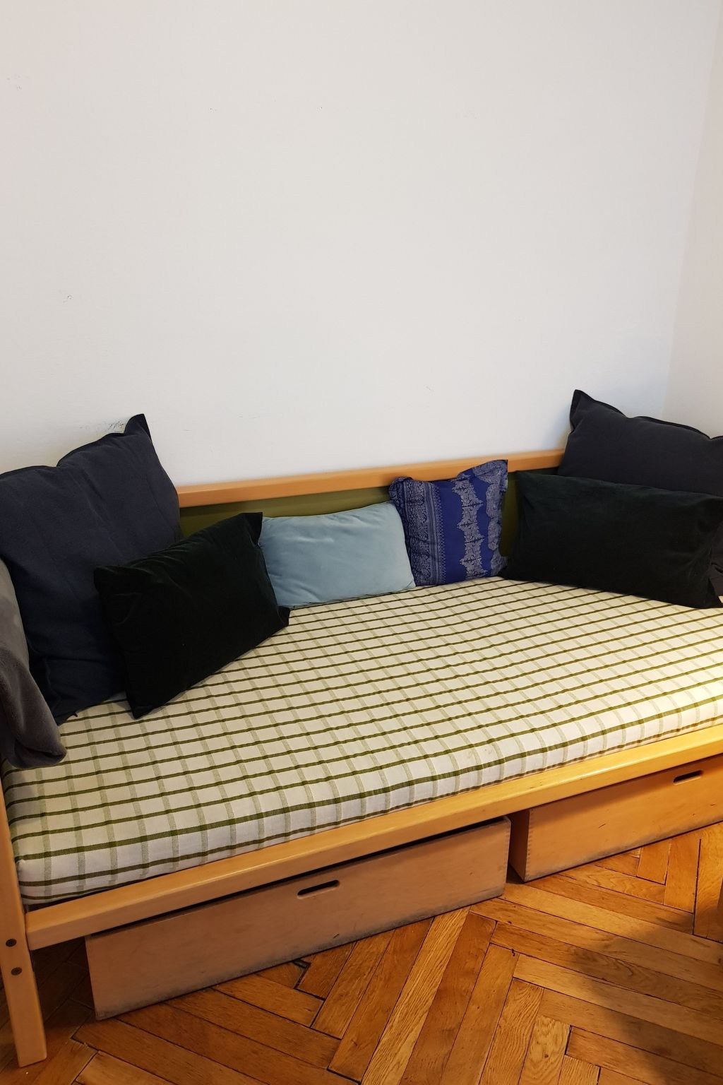 Vienna1090-Image-tags.info