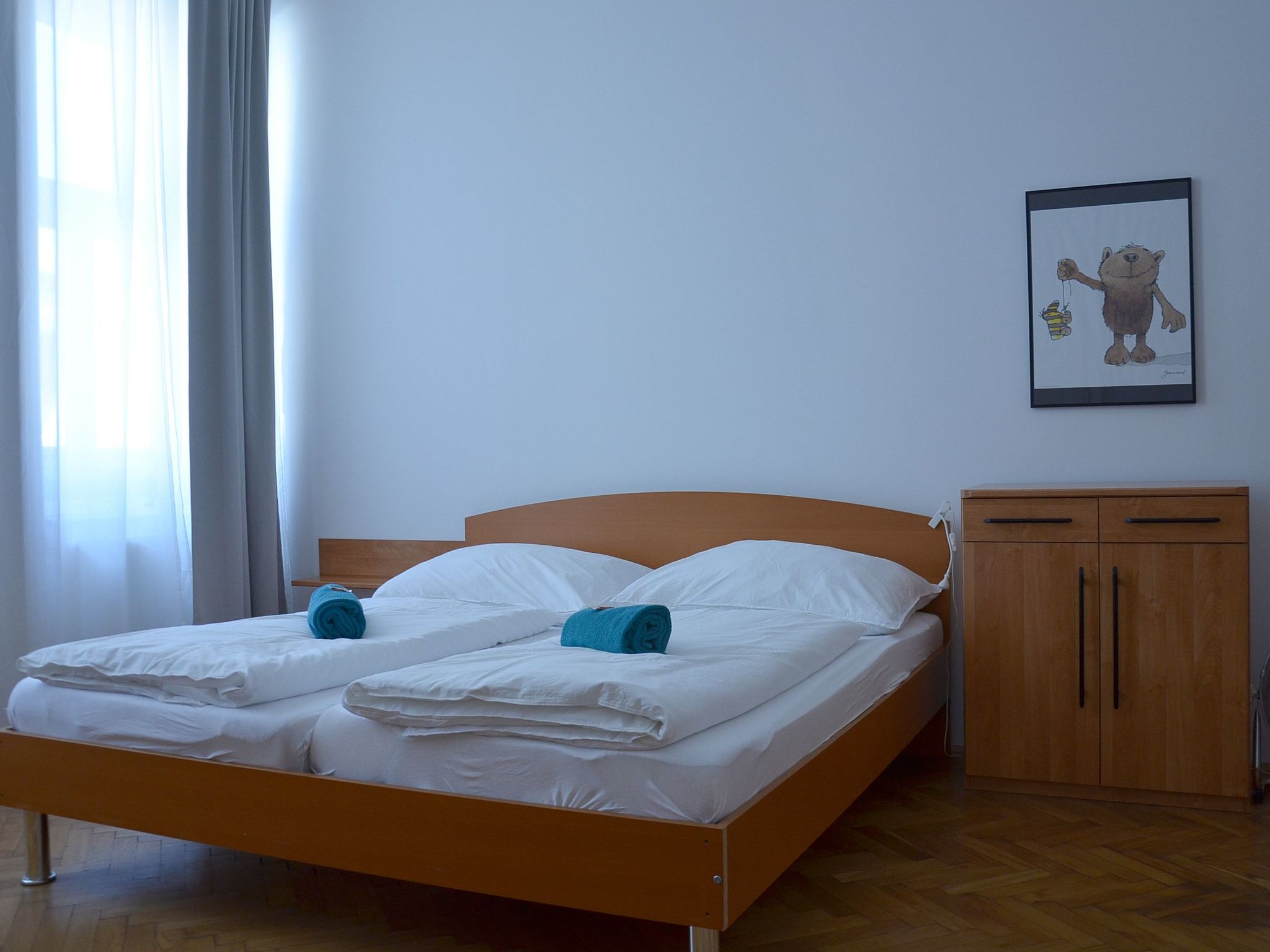 Vienna1090-Image-tags.info