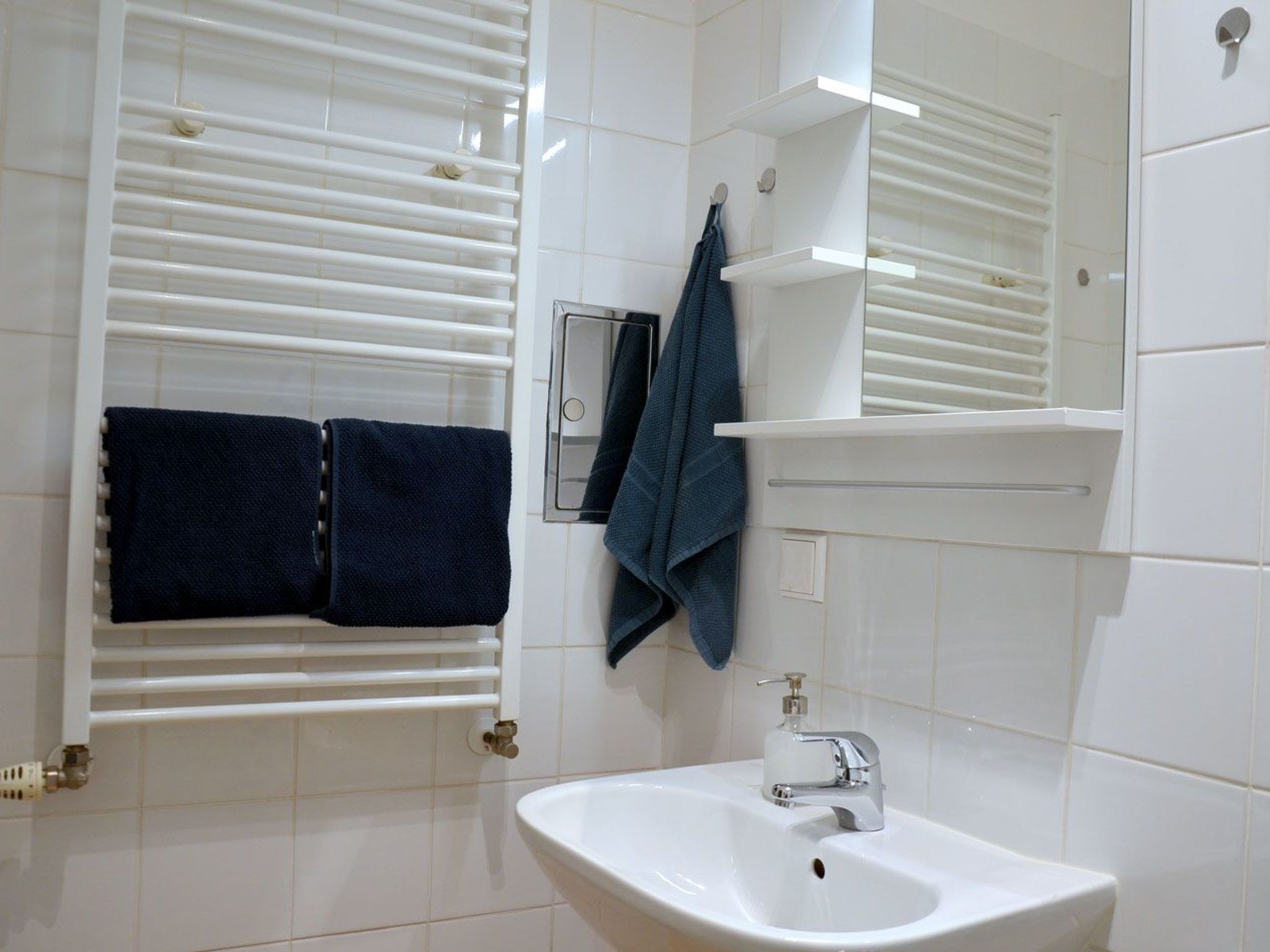 Vienna1090-Image-tags.info