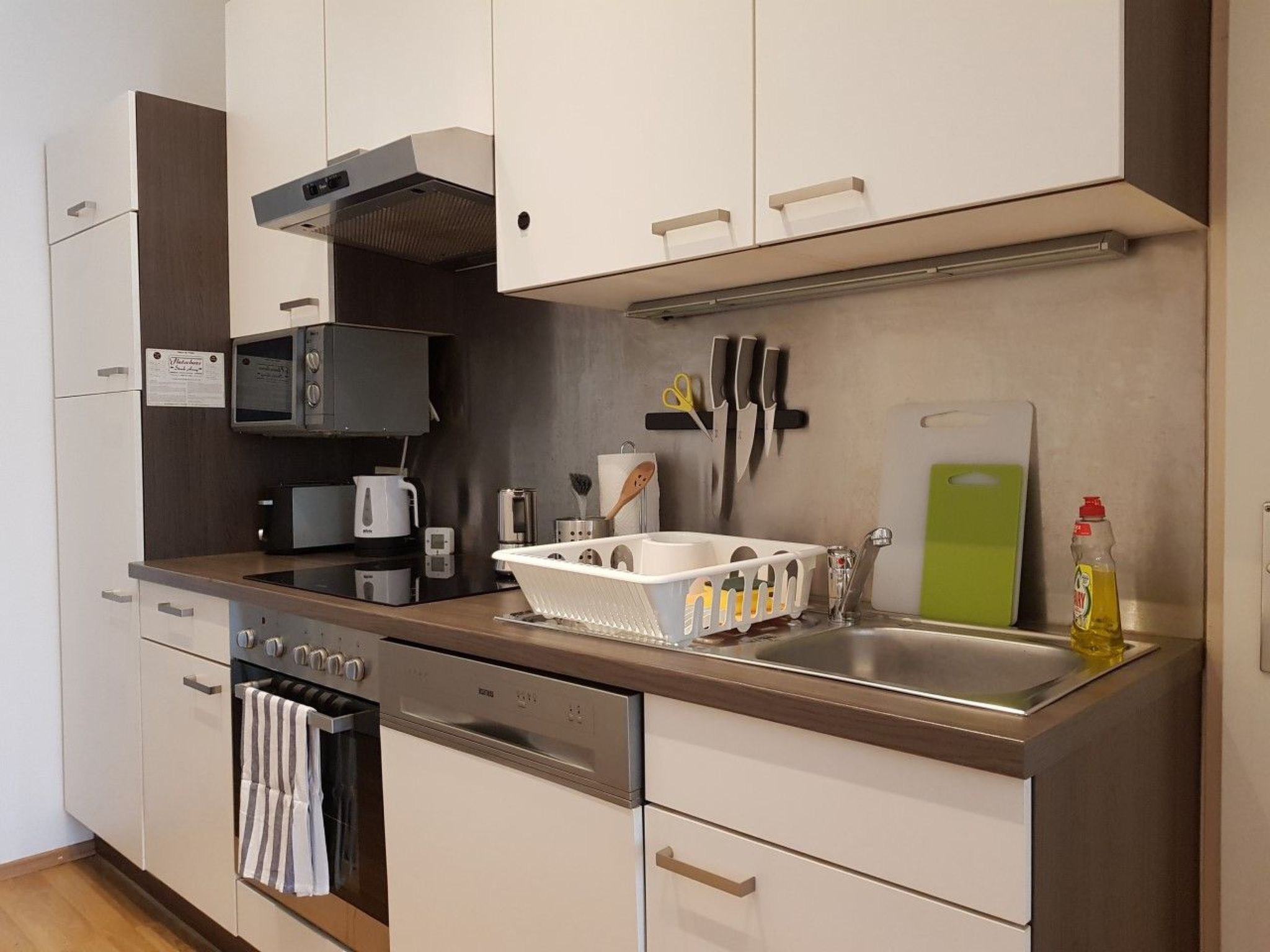 Vienna1090-Image-tags.info