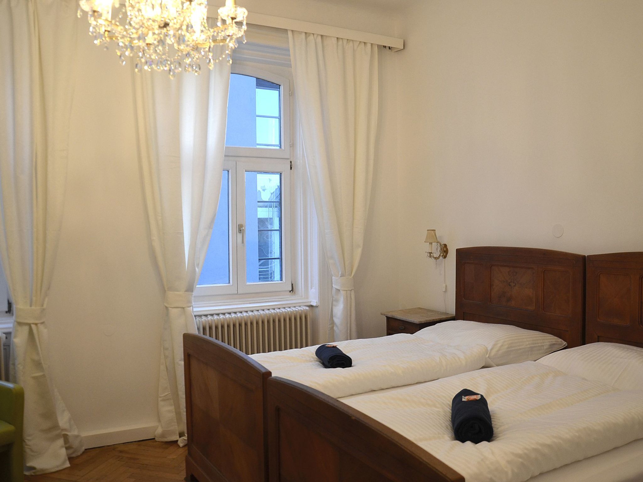 Vienna1090-Image-tags.info