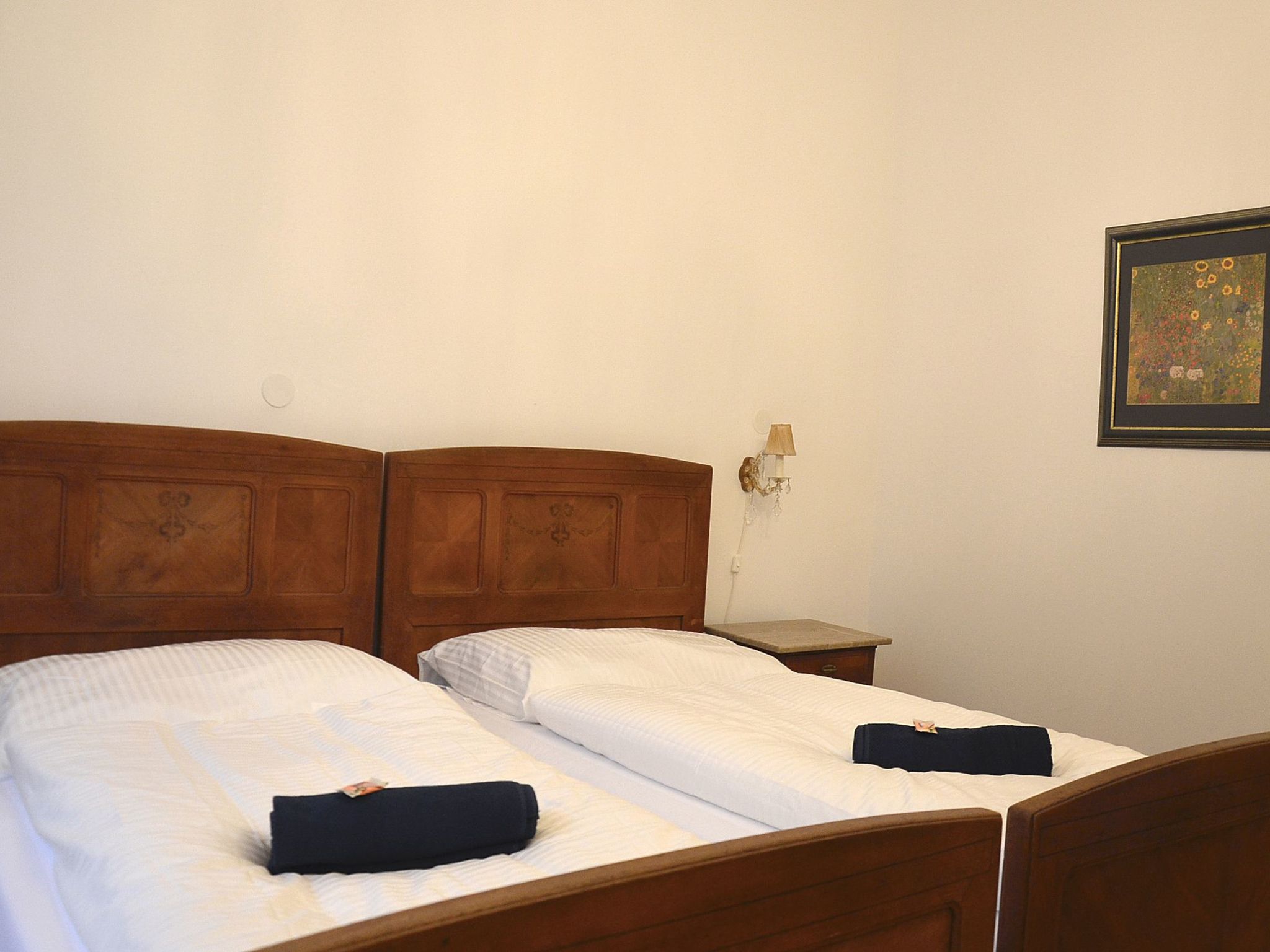 Vienna1090-Image-tags.info