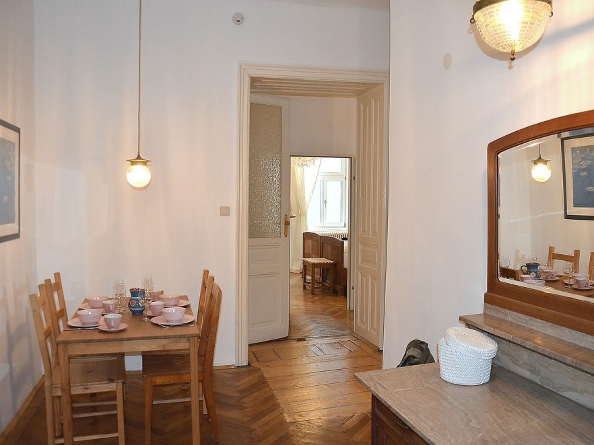 Vienna1090-Image-tags.info