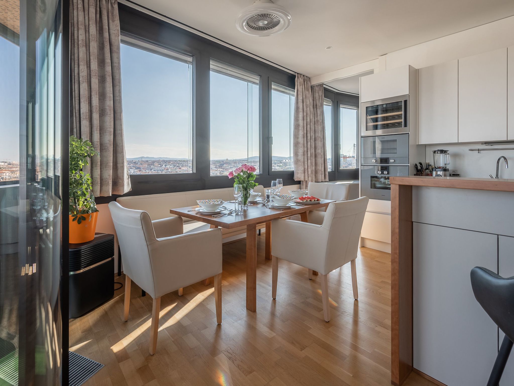 Skyflats Sun View-Binnen