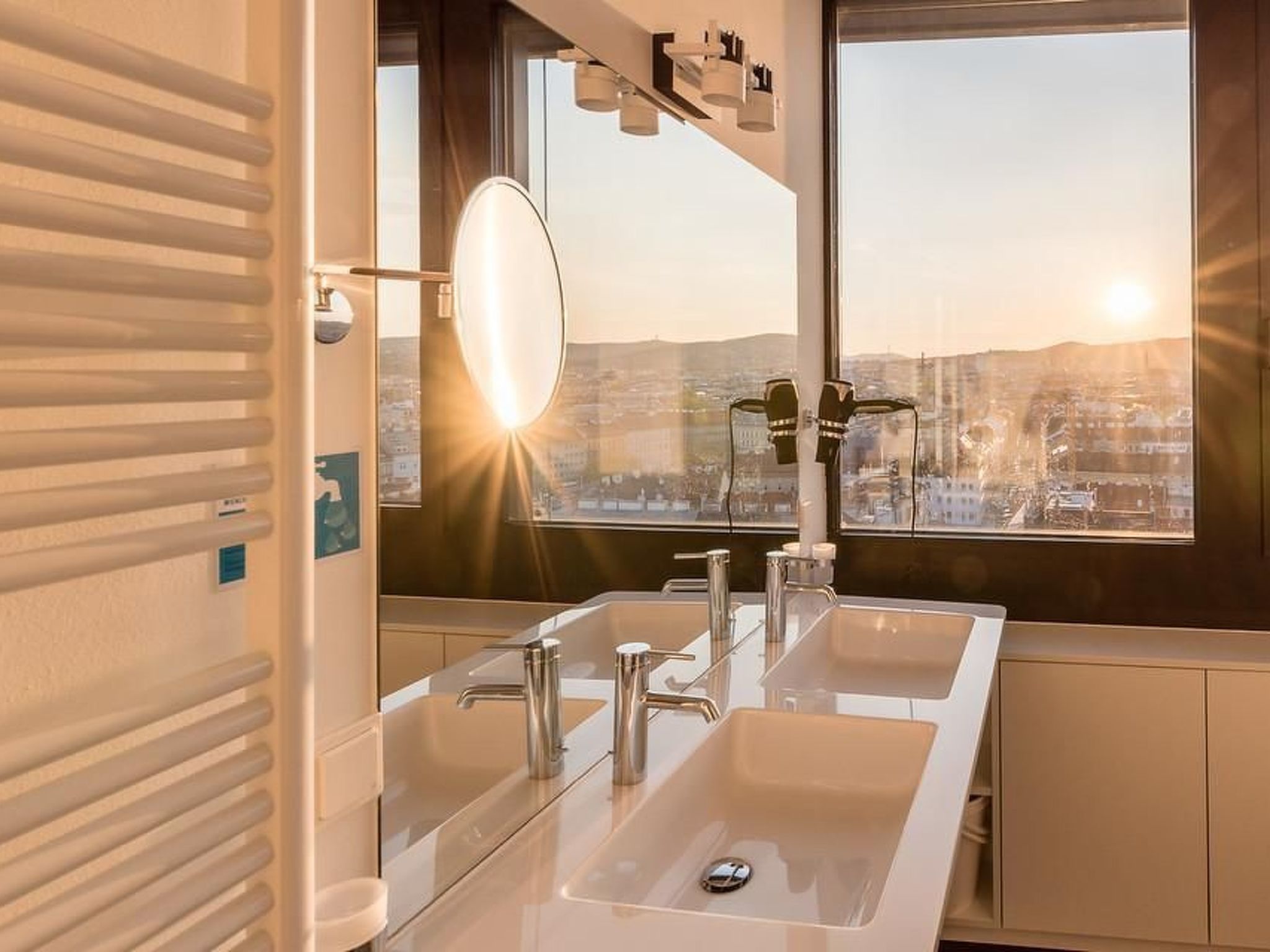 Skyflats Hills View-Binnen