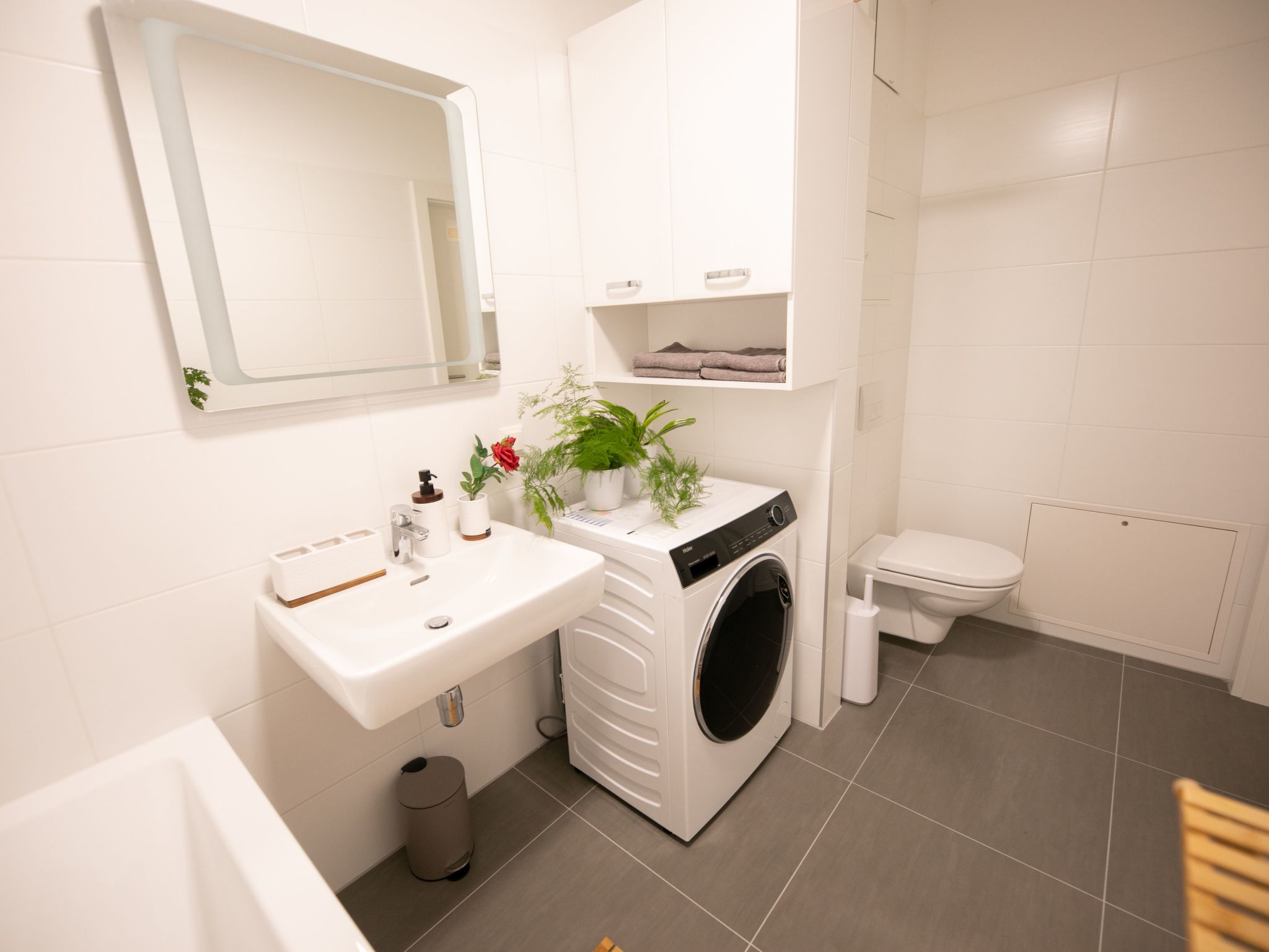 Moderne Wohnung in Kaisermühlen mit Garten und Panoramablick-Image-tags.info