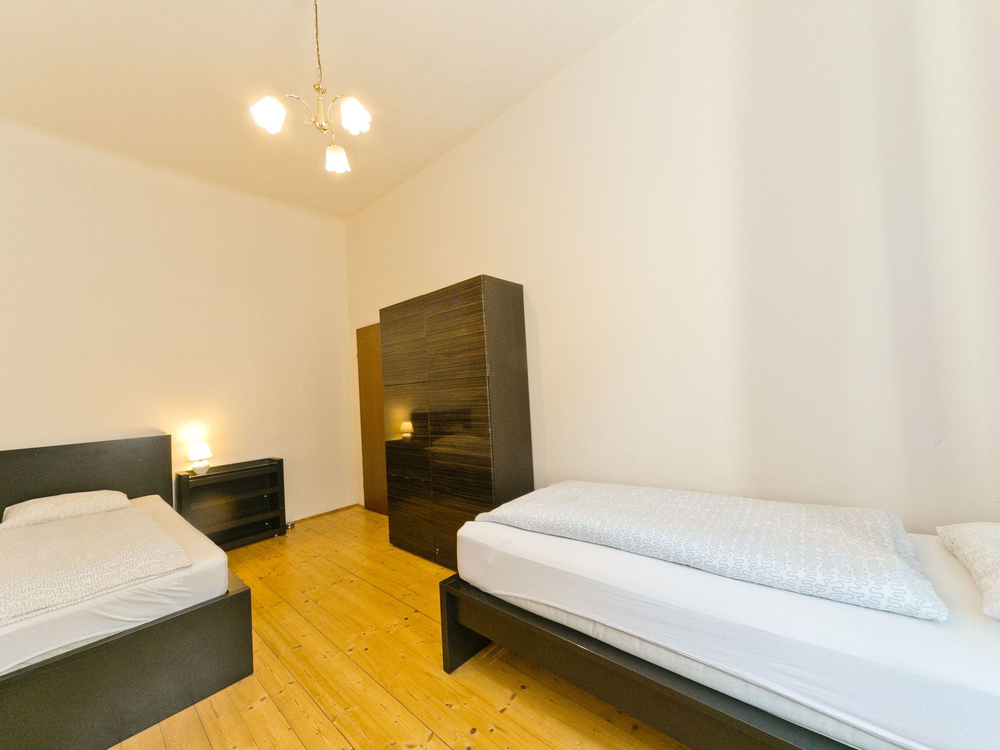 No 6 nahe Schönbrunn-Image-tags.info