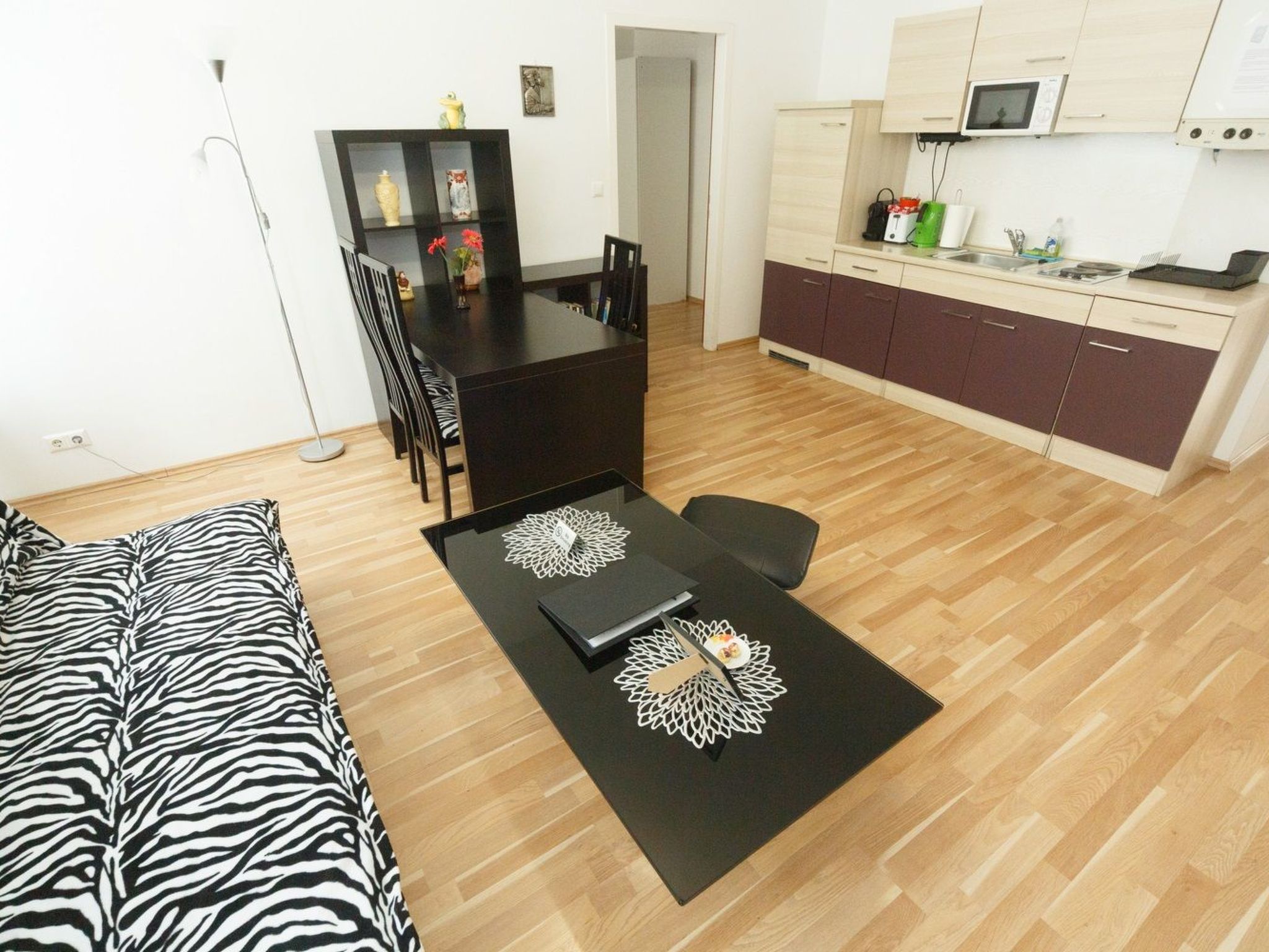 Appartement in Fünfhaus mit Garten-Image-tags.info