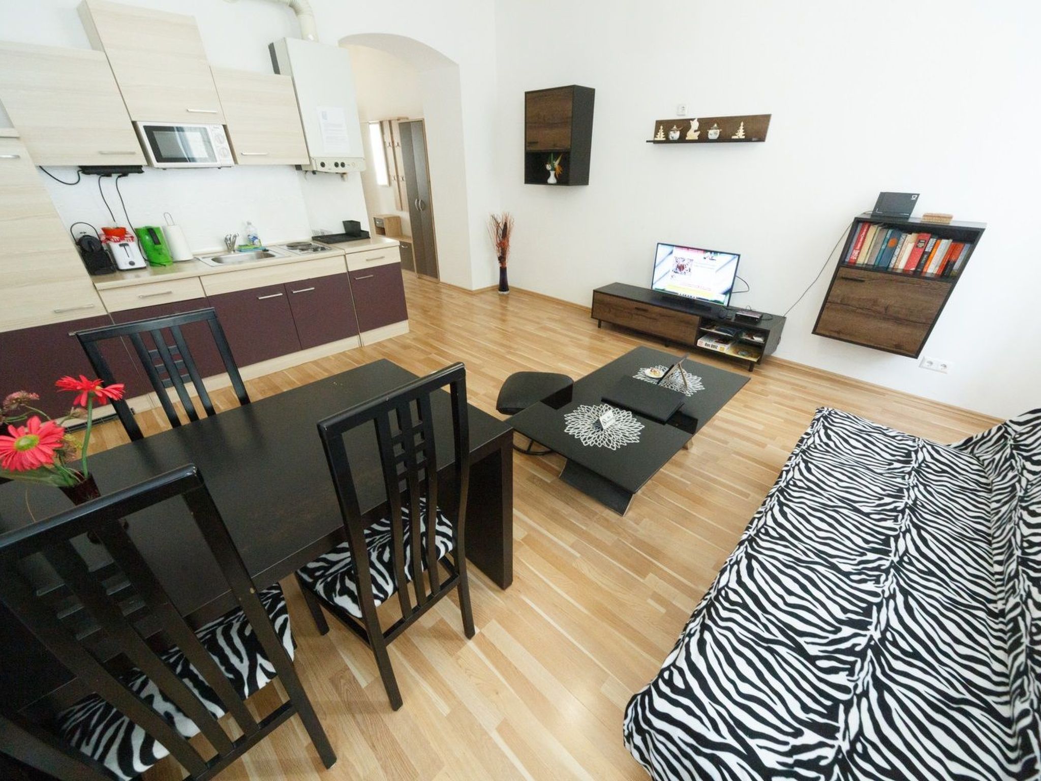 Appartement in Fünfhaus mit Garten-Image-tags.info