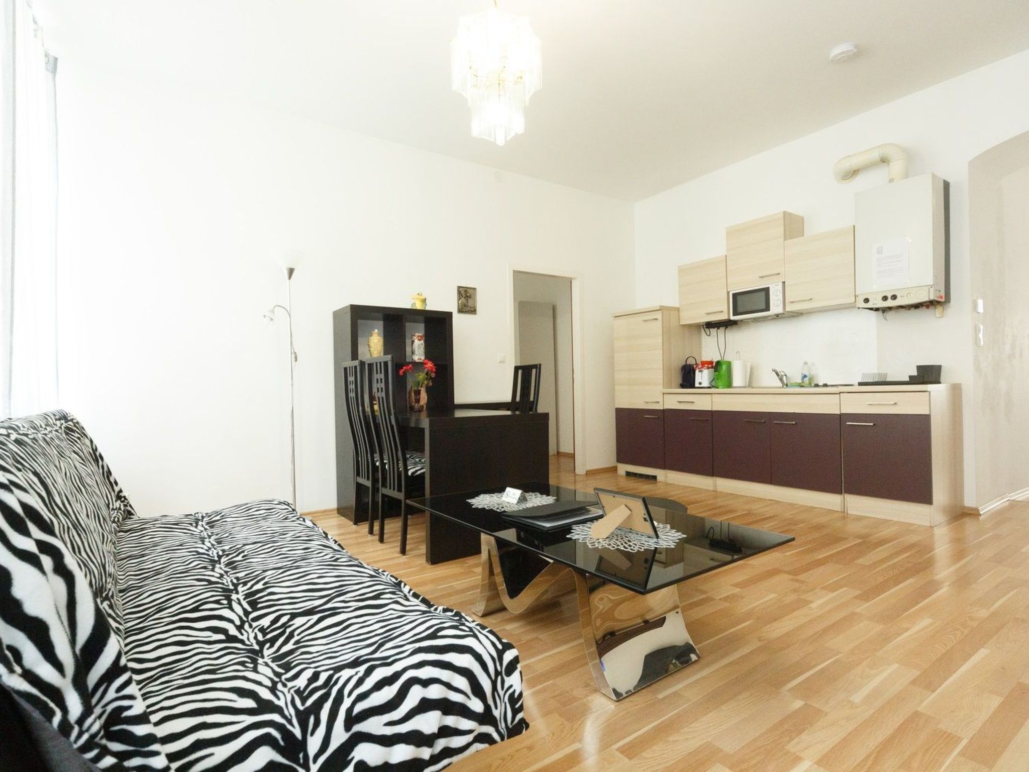 Appartement in Fünfhaus mit Garten-Image-tags.info