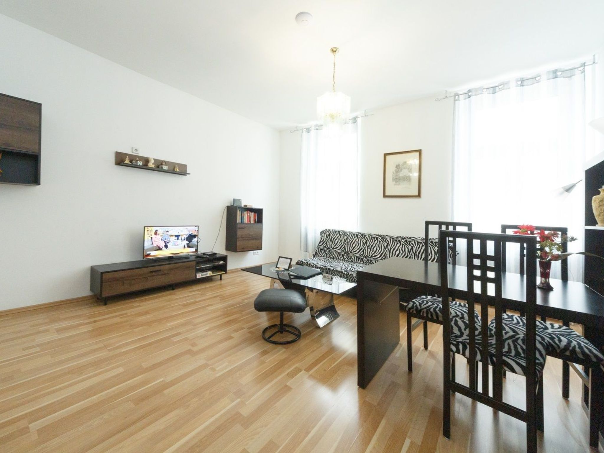 Appartement in Fünfhaus mit Garten-Image-tags.info