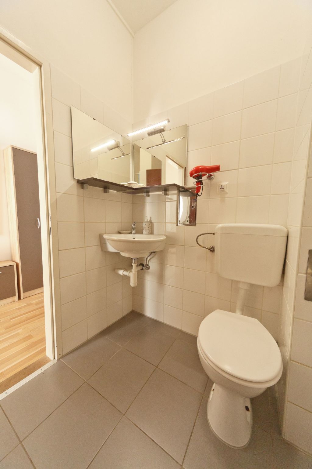 Appartement in Fünfhaus mit Garten-Image-tags.info