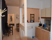 Charmante Wohnung in Fünfhaus mit Garten