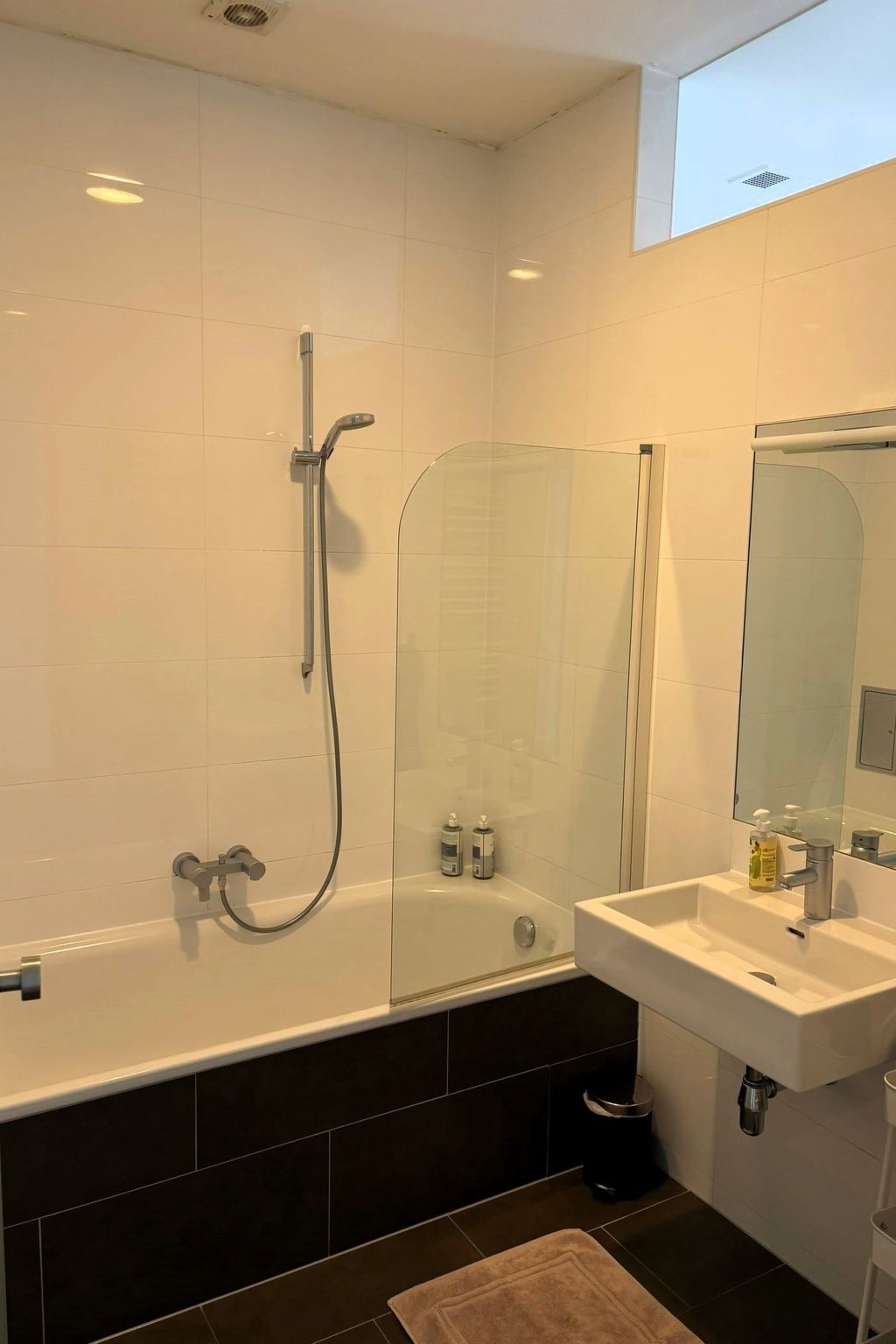 Sonnige Wohnung-Binnen