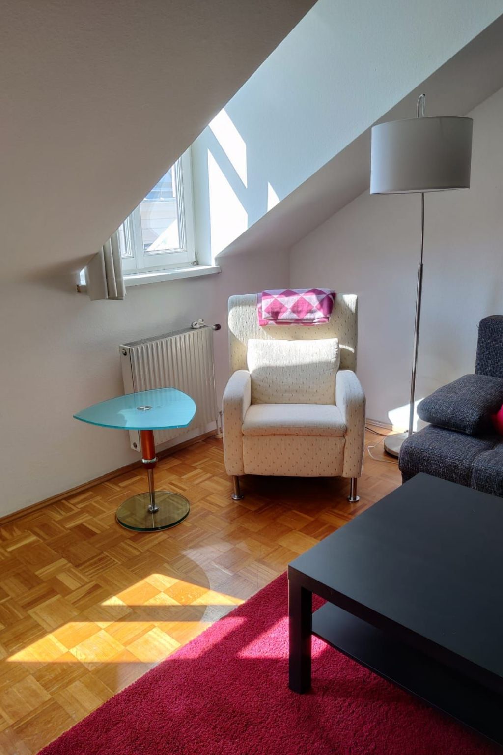 Photo of Klimatisiertes 3 Zimmer Appartement  mit Terrasse