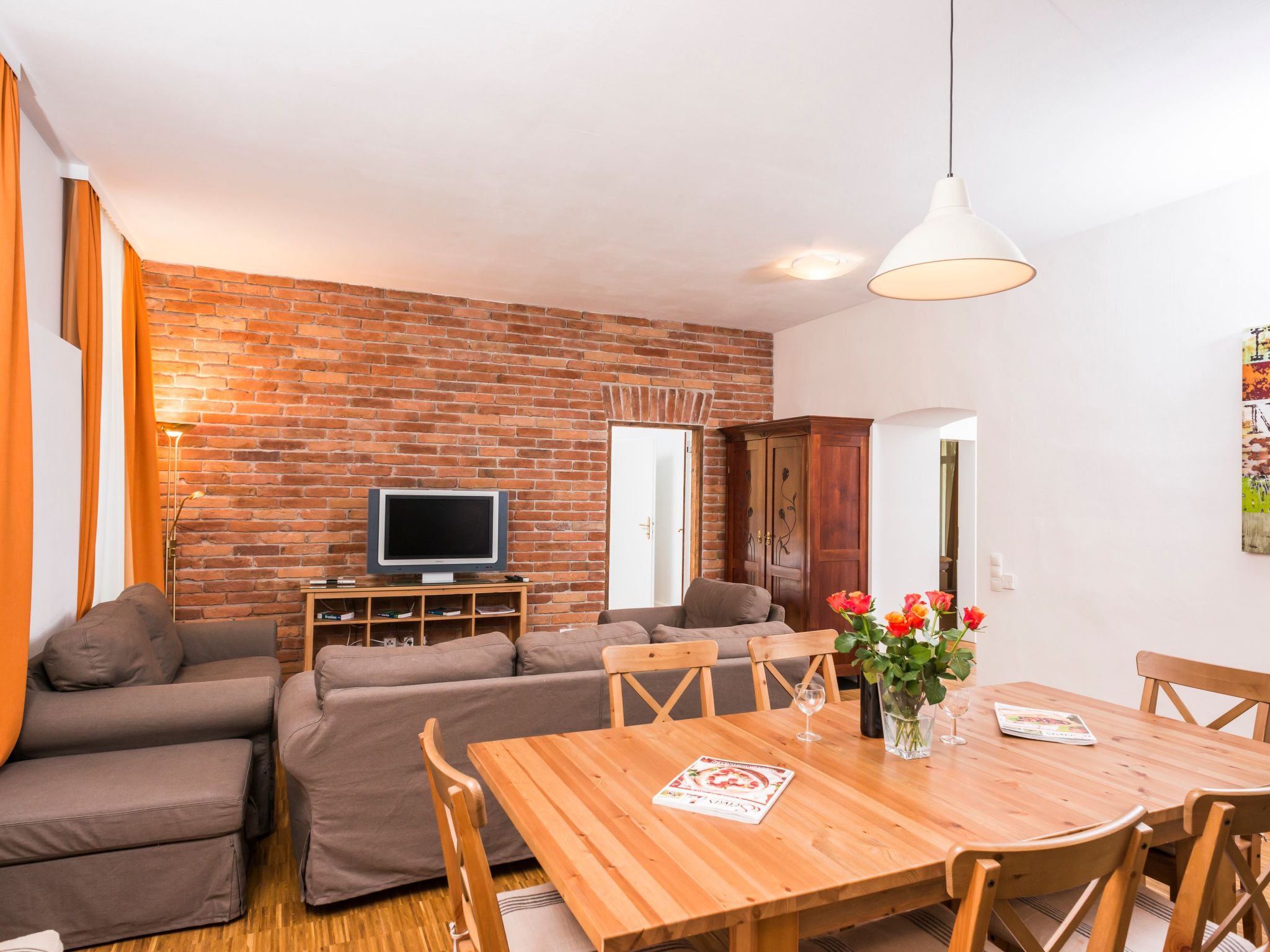 Appartement mit eigenem Garten und Terrasse-Inside