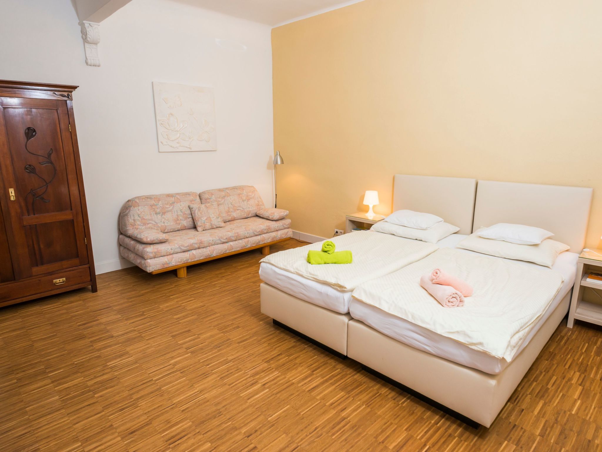 Appartement mit eigenem Garten und Terrasse-Inside