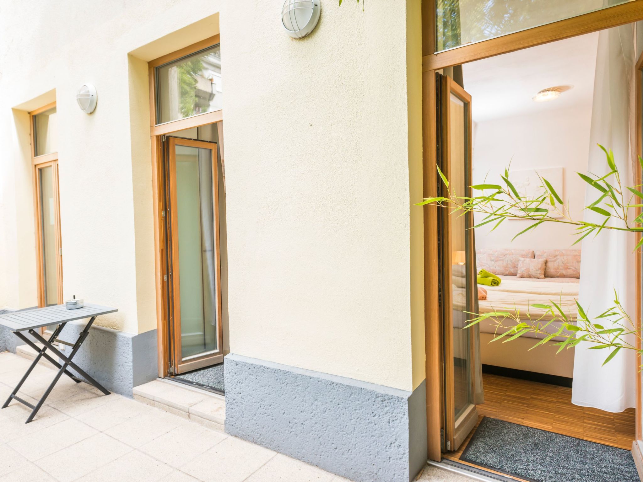 Appartement mit eigenem Garten und Terrasse-Image-tags.info