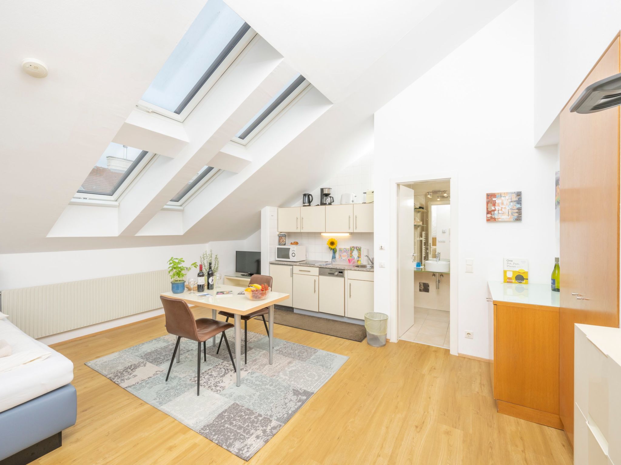 <B>Helles Ferienstudio im Dachgeschoss für Pärchenurlaub