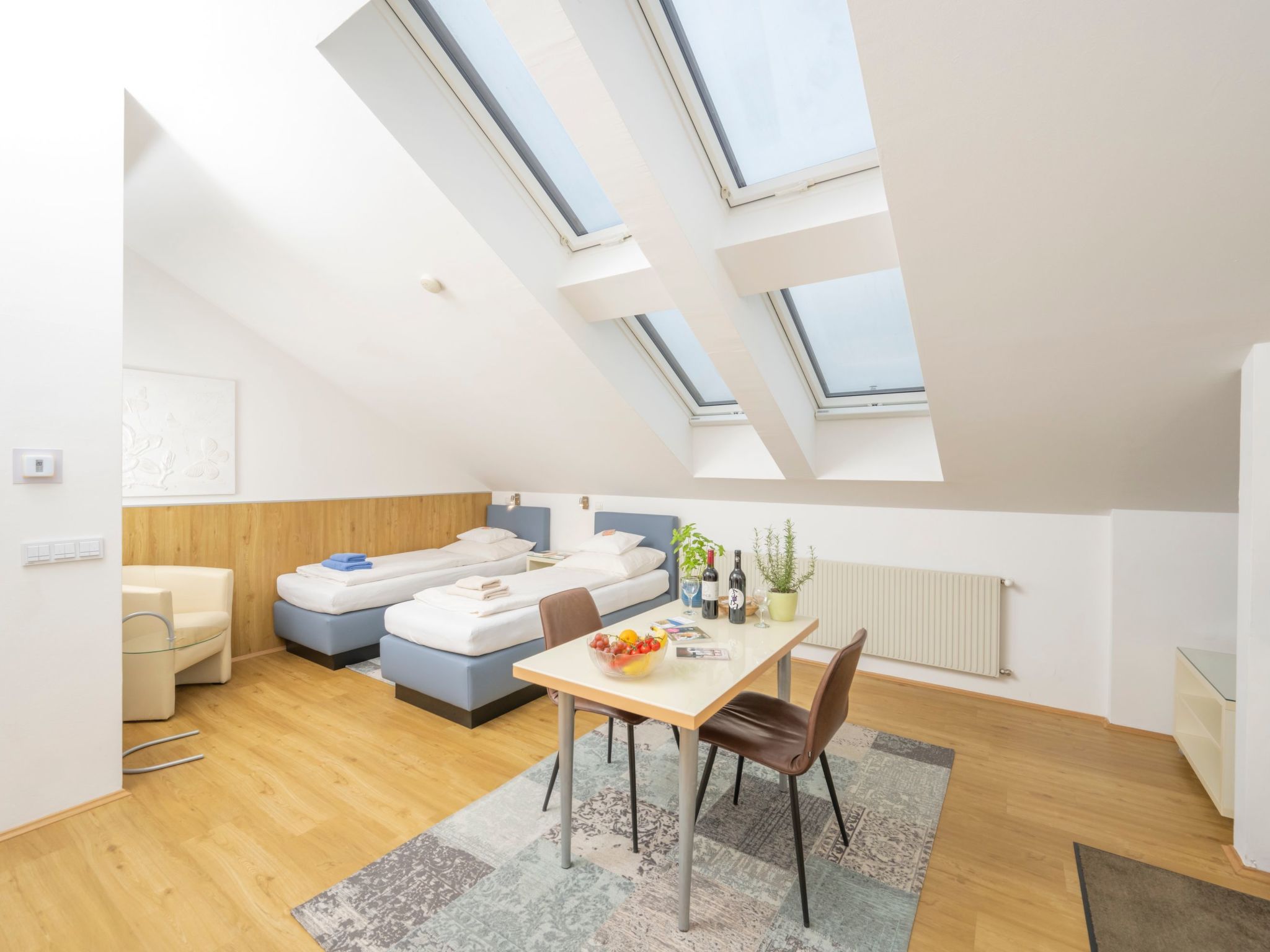 <B>Helles Ferienstudio im Dachgeschoss für Pärchenurlaub-Inside