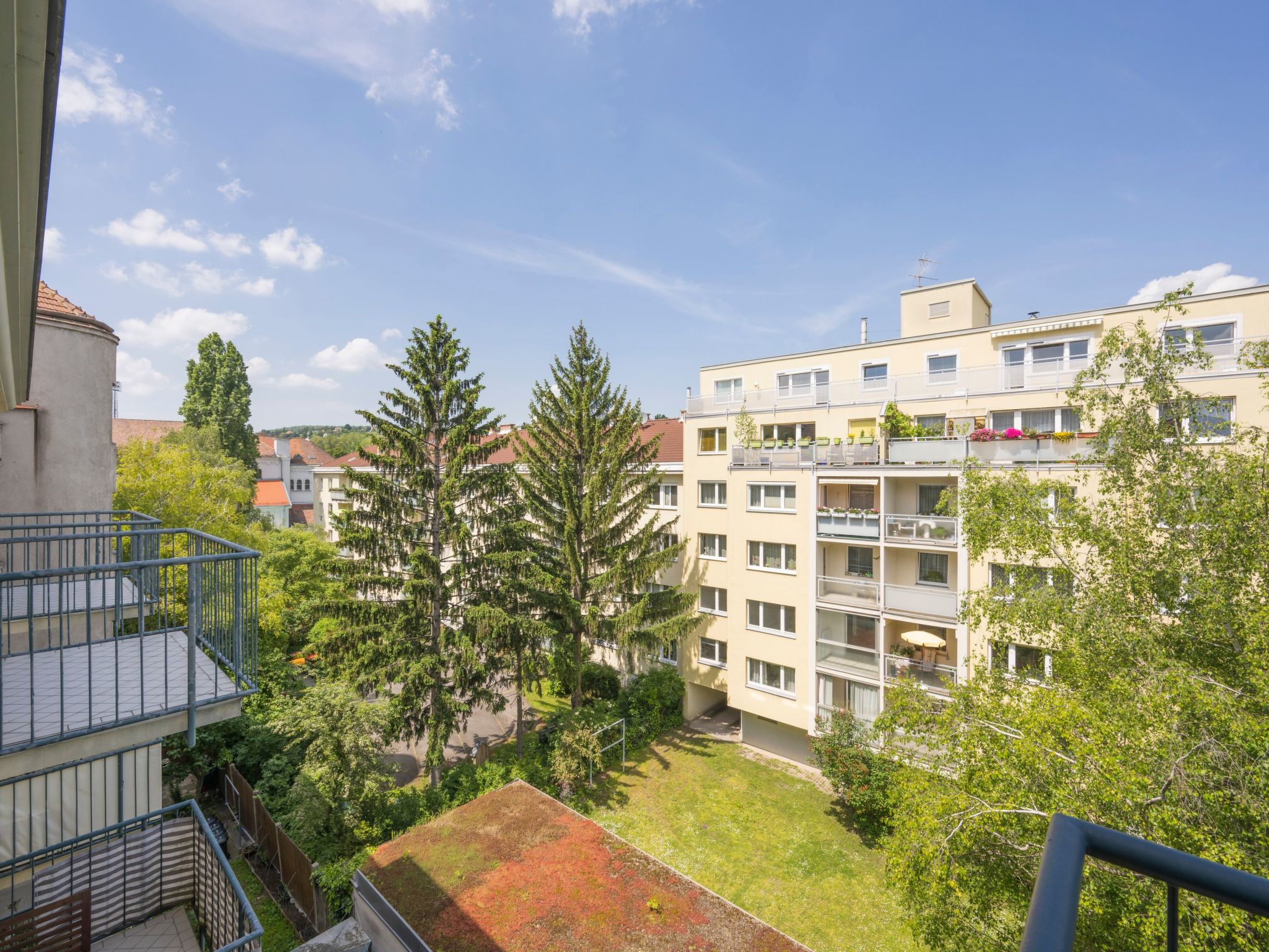 Studioappartement mit Balkon-Image-tags.info