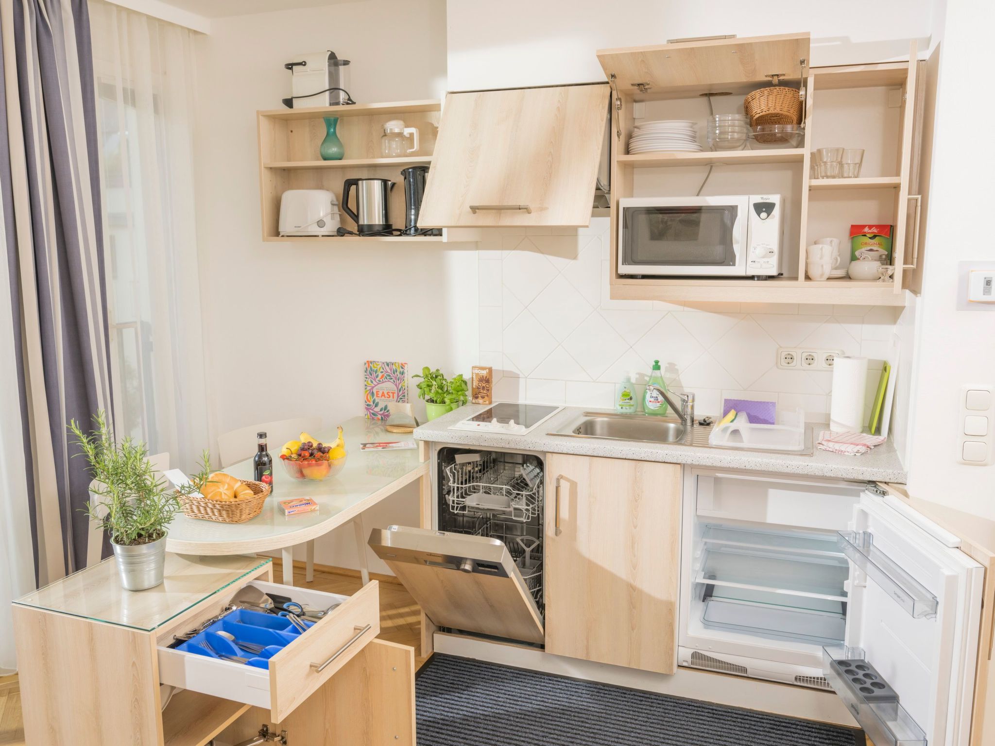 Studioappartement mit Balkon-Image-tags.info