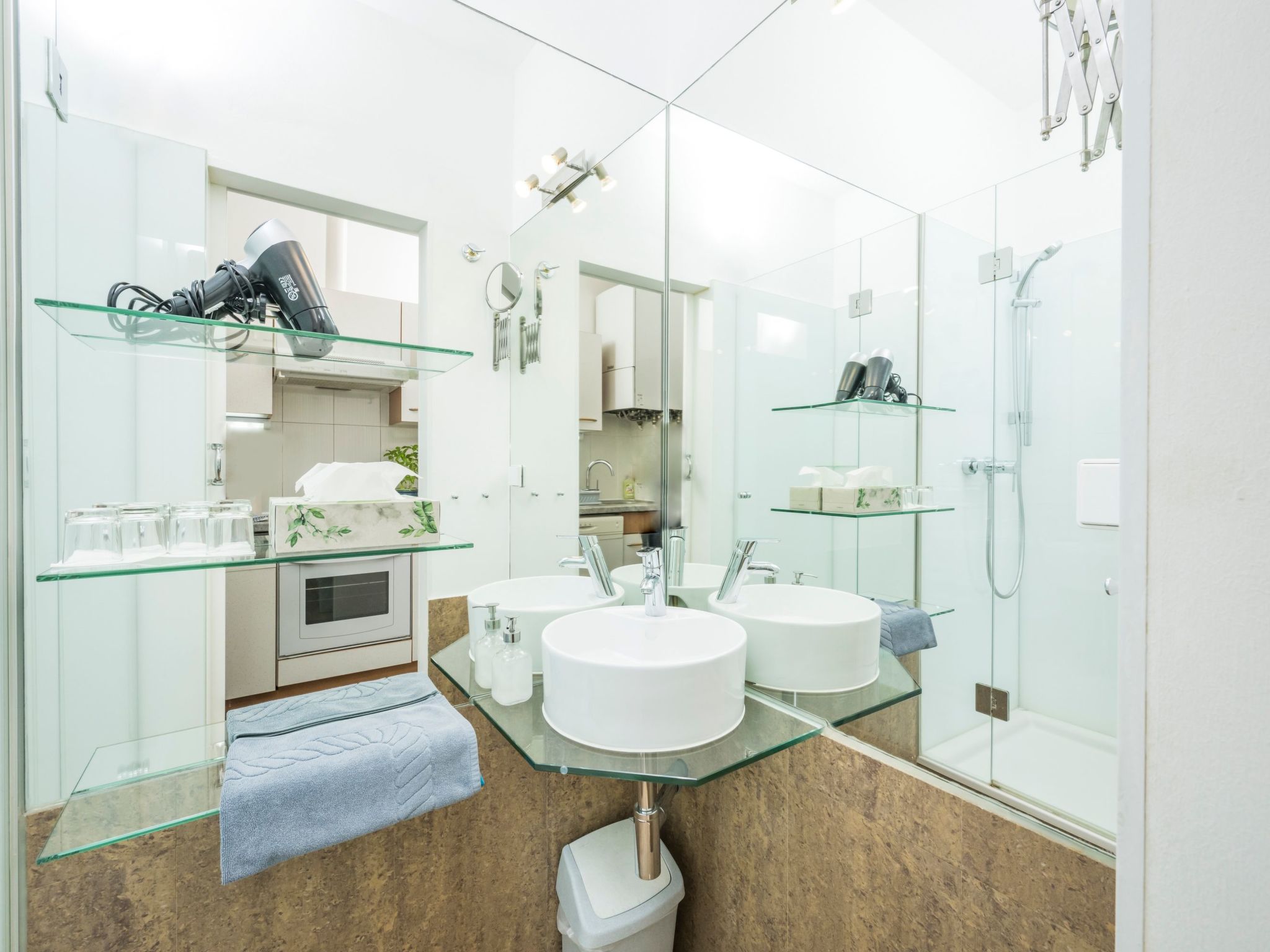 Nette Ferienwohnung in Dornbach-Image-tags.info