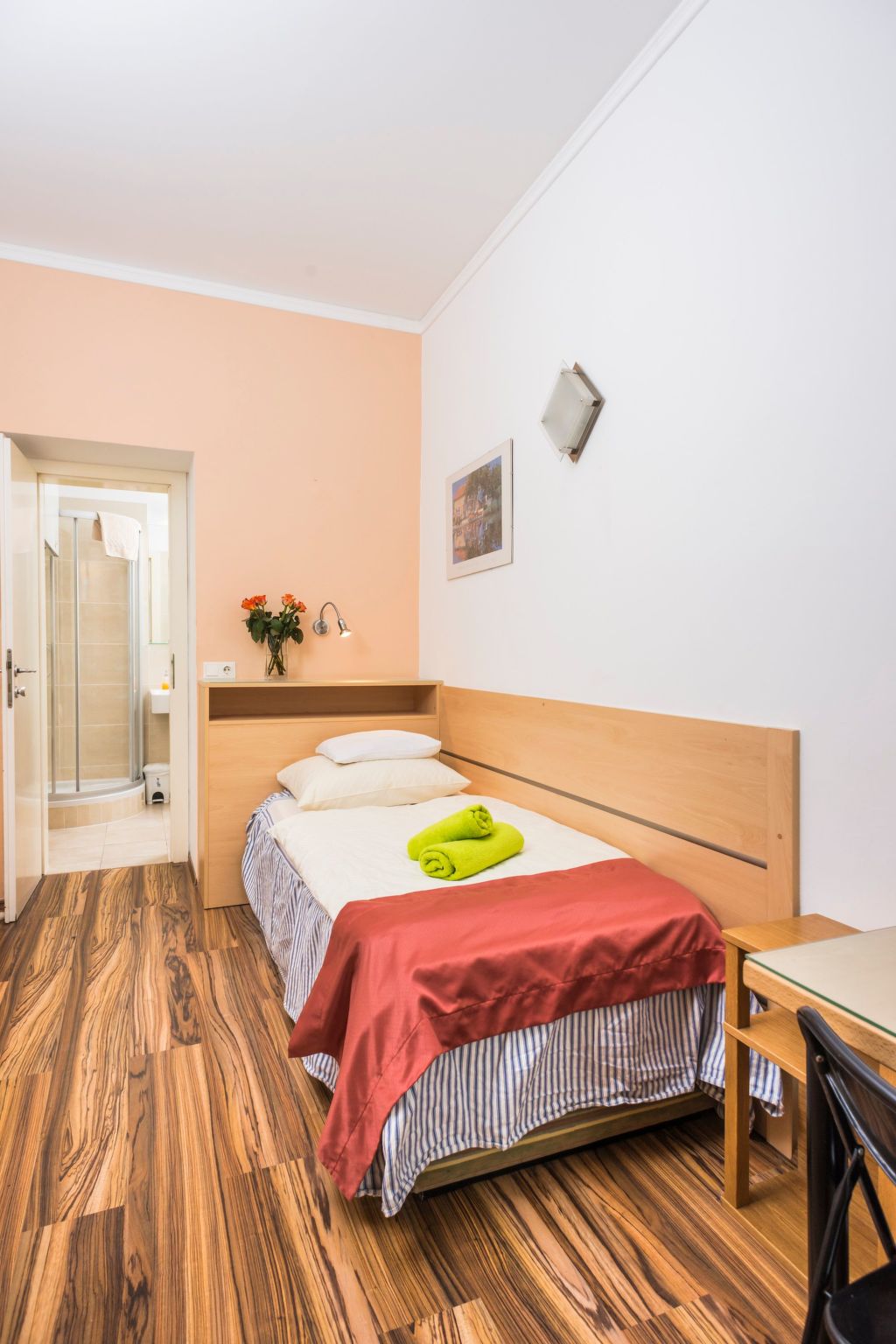 Nette Wohnung in Dornbach-Image-tags.info