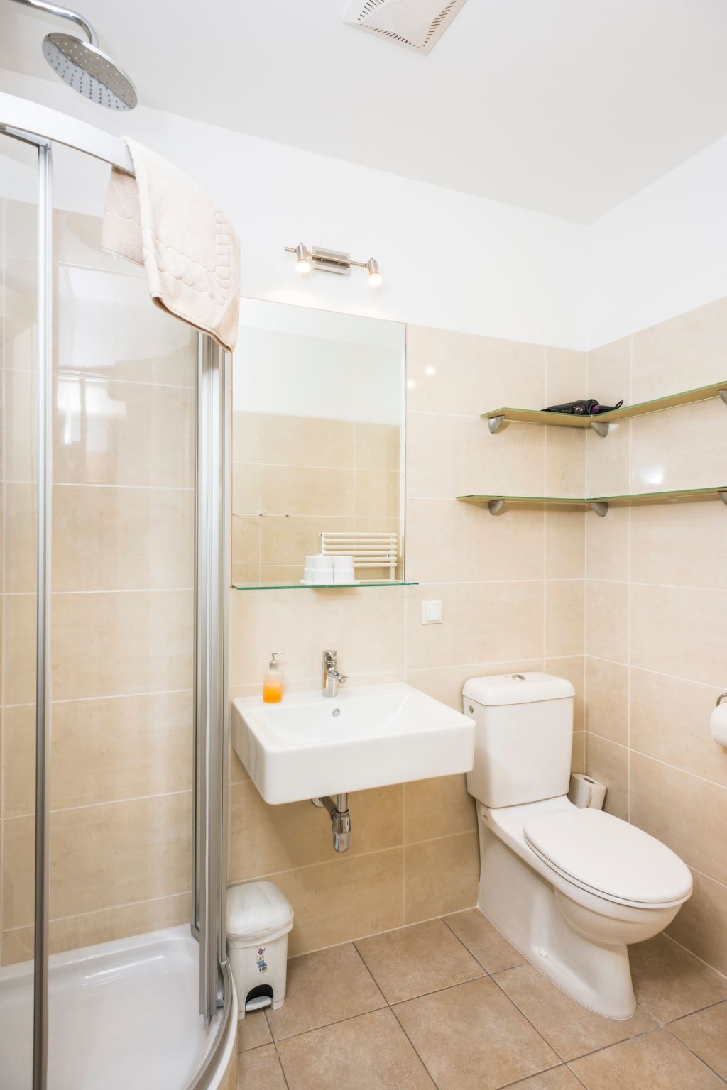 Nette Wohnung in Dornbach-Image-tags.info