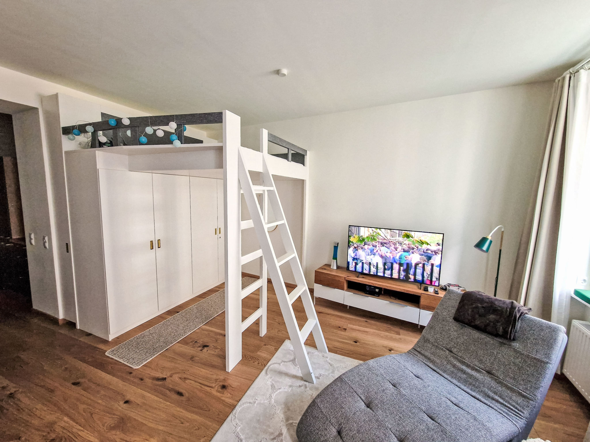 Premium Apartment MariaHilf 1 - Image 3