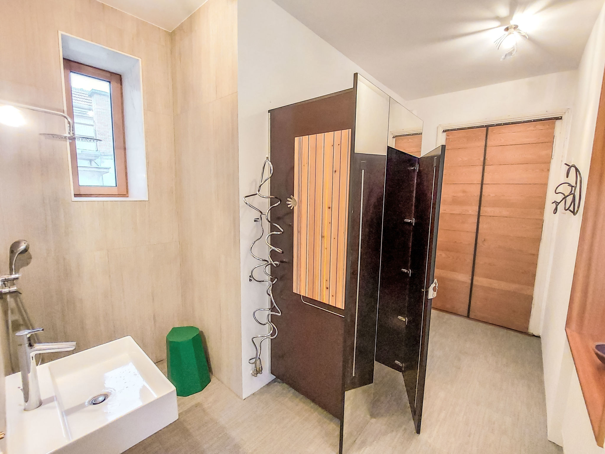 Happy Pasetti-Binnen