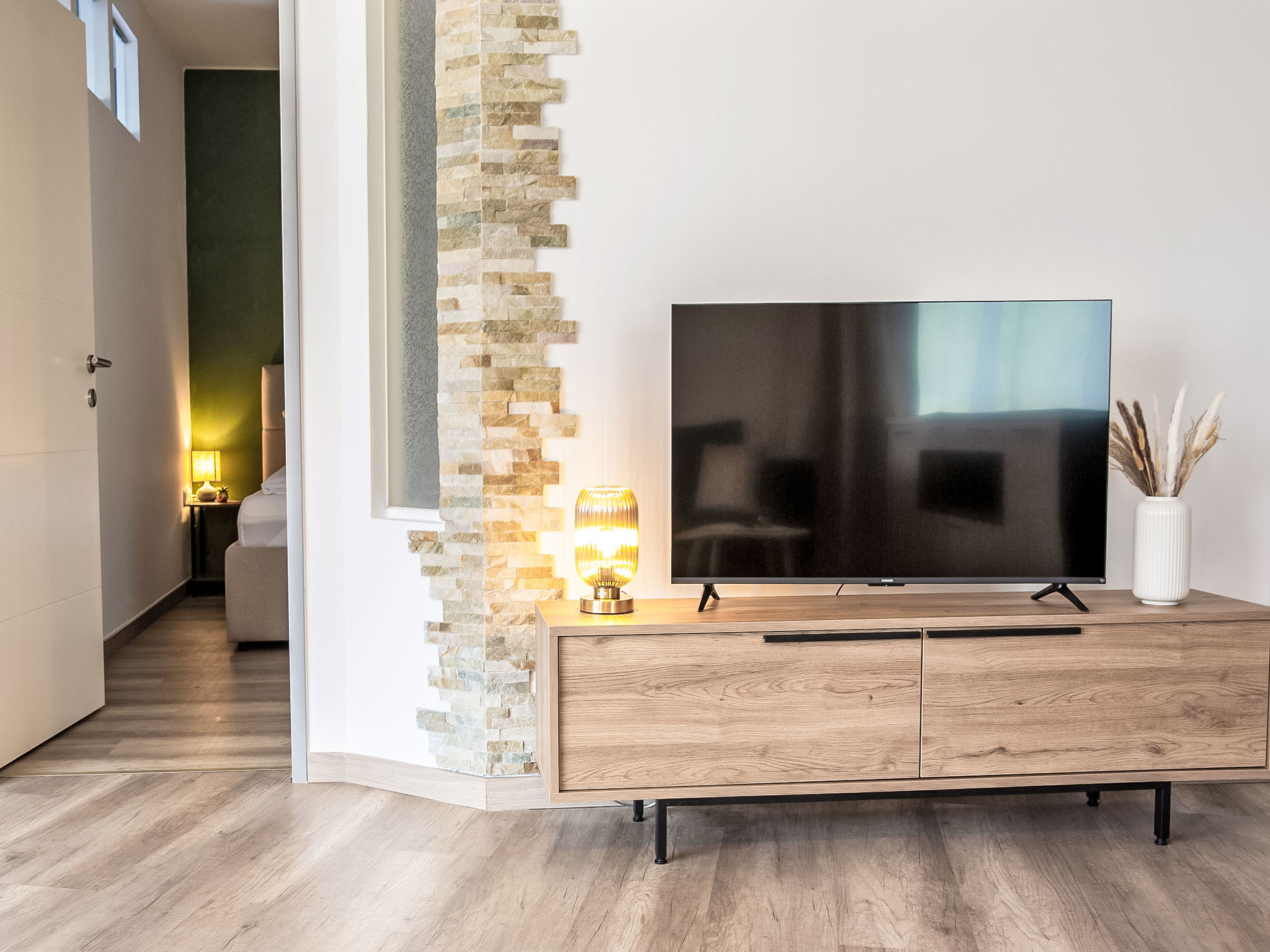 Linz Base Suite - Drinnen