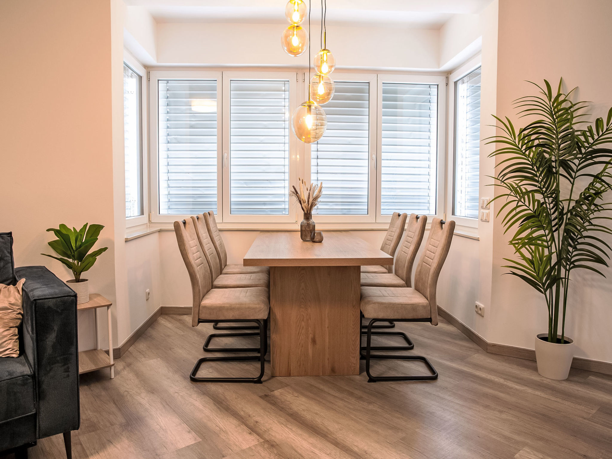 Linz Base Suite - Drinnen