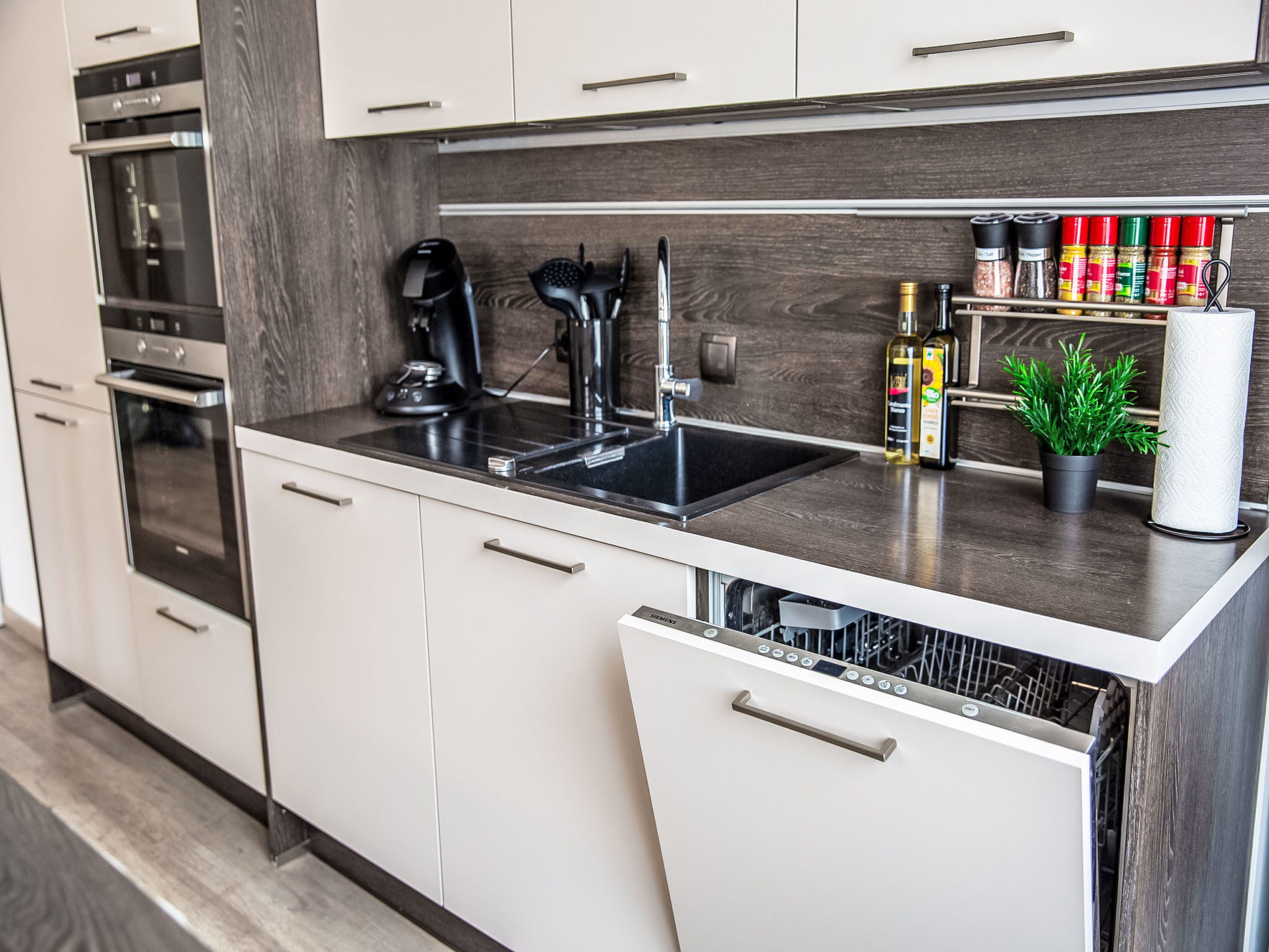 Linz Base Suite - Drinnen