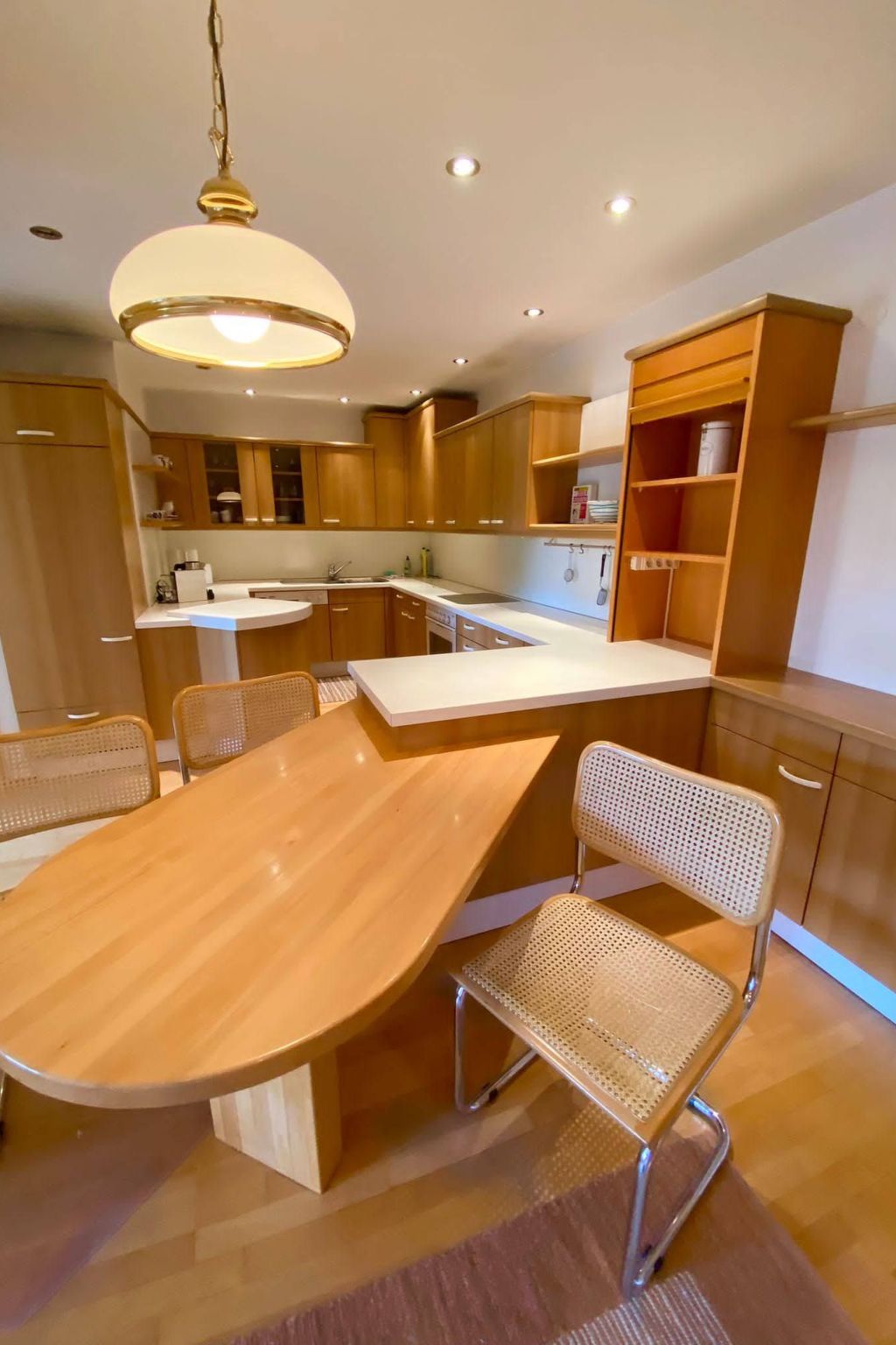 Studio in zentraler Lage - nur wenige Minuten zum See und Stadt-Image-tags.info