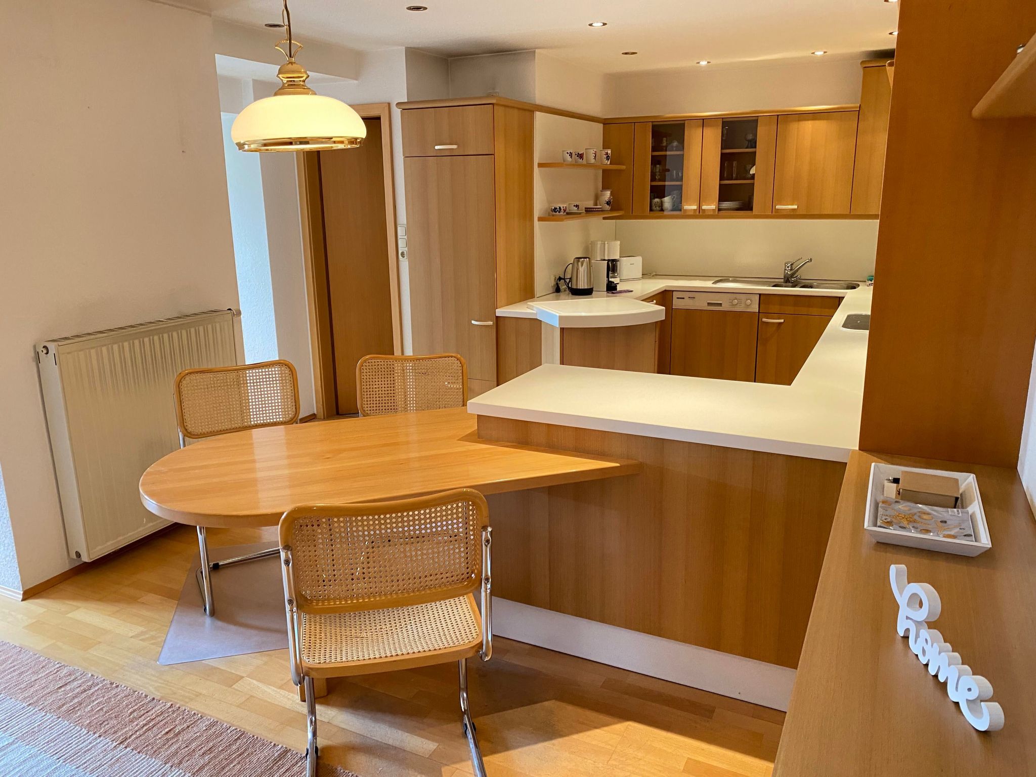 Studio in zentraler Lage - nur wenige Minuten zum See und Stadt-Image-tags.info