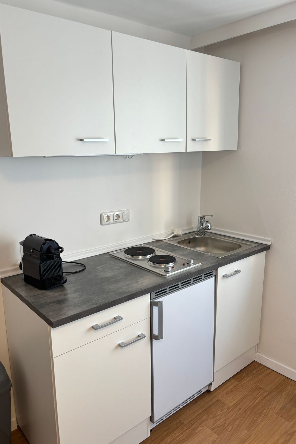 Studio in zentraler Lage - nur wenige Minuten zum See und Stadt-Image-tags.info