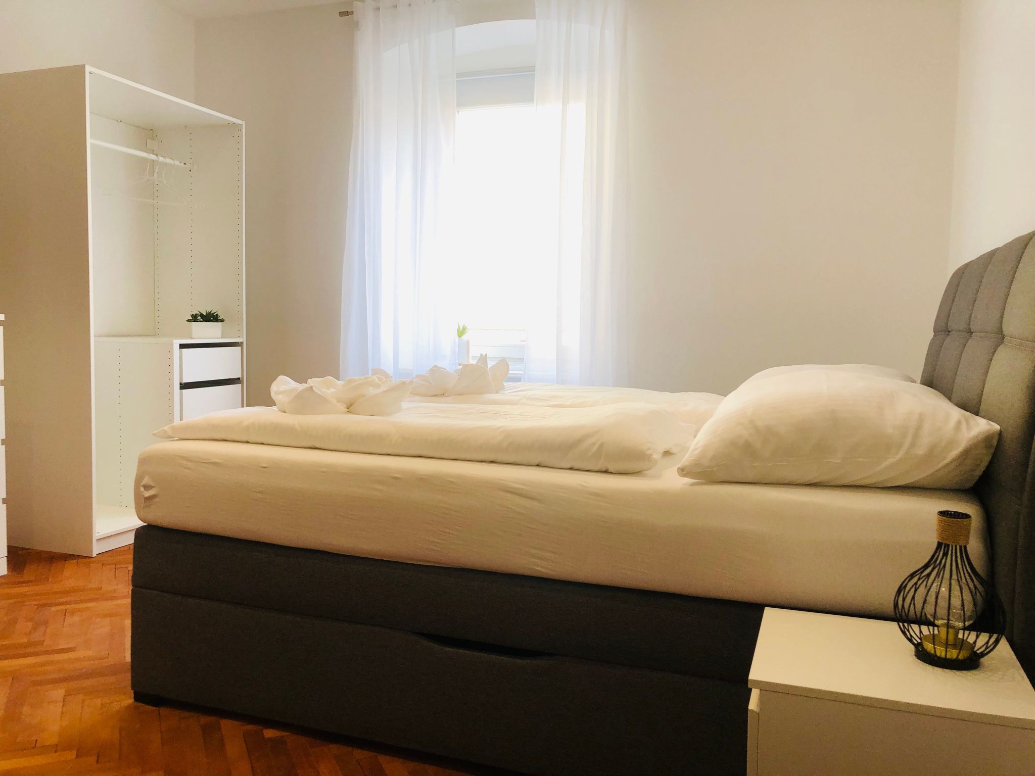 Studio in zentraler Lage - nur wenige Minuten zum See und Stadt-Image-tags.info