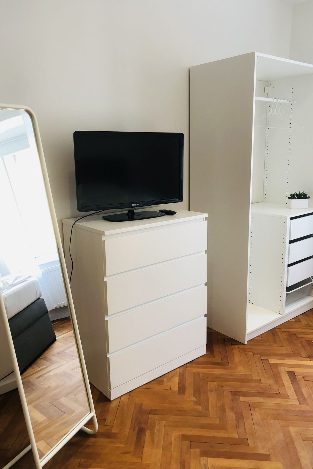 Studio in zentraler Lage - nur wenige Minuten zum See und Stadt-Image-tags.info