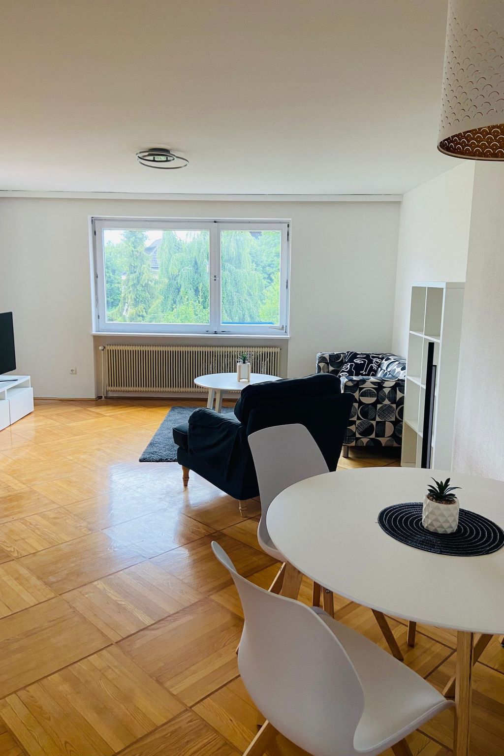 Studio in zentraler Lage - nur wenige Minuten zum See und Stadt-Image-tags.info