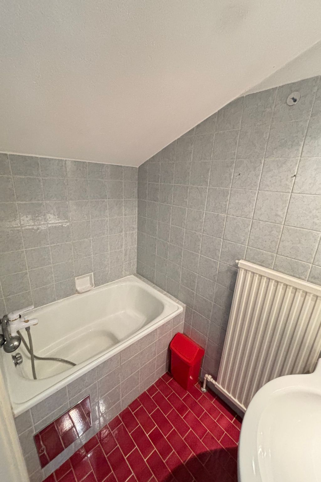 Dachwohnung mit Balkon und Seeblick-Image-tags.info