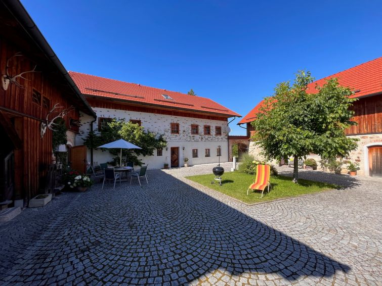 Search and Stay destination Wiener Neudorf, Oberösterreich - Austria from AU$ 364. Lehner im Wald (RZM100)