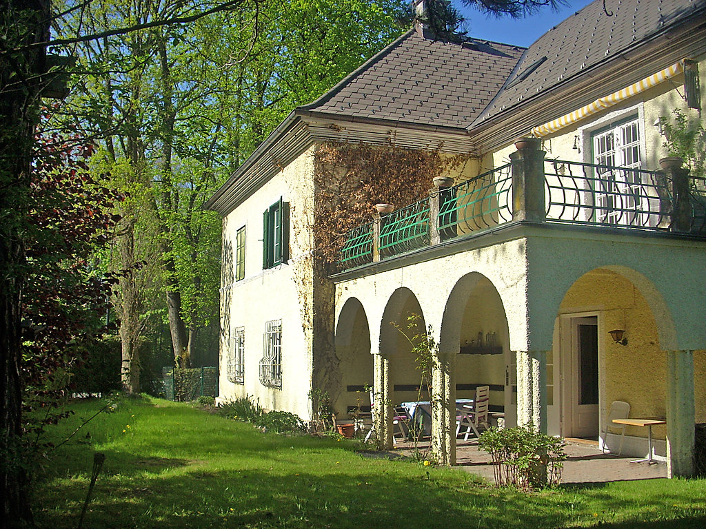 Ferienwohnung Hellbrunn Villa in Österreich