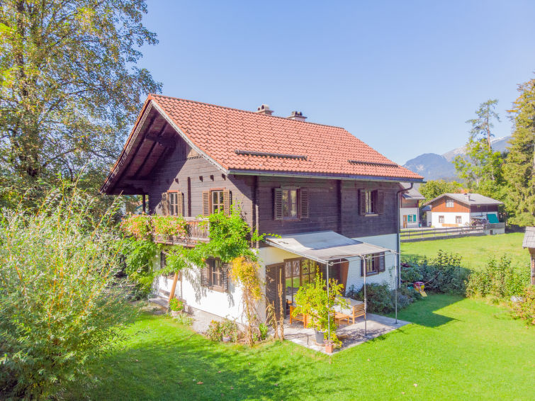 6-persoons chalet Weissenbach in Strobl met bergzicht in Strobl