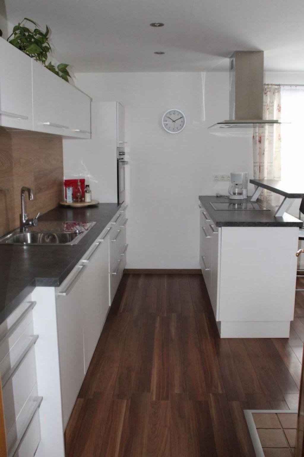 Mit Blick auf die Berge-Image-tags.info