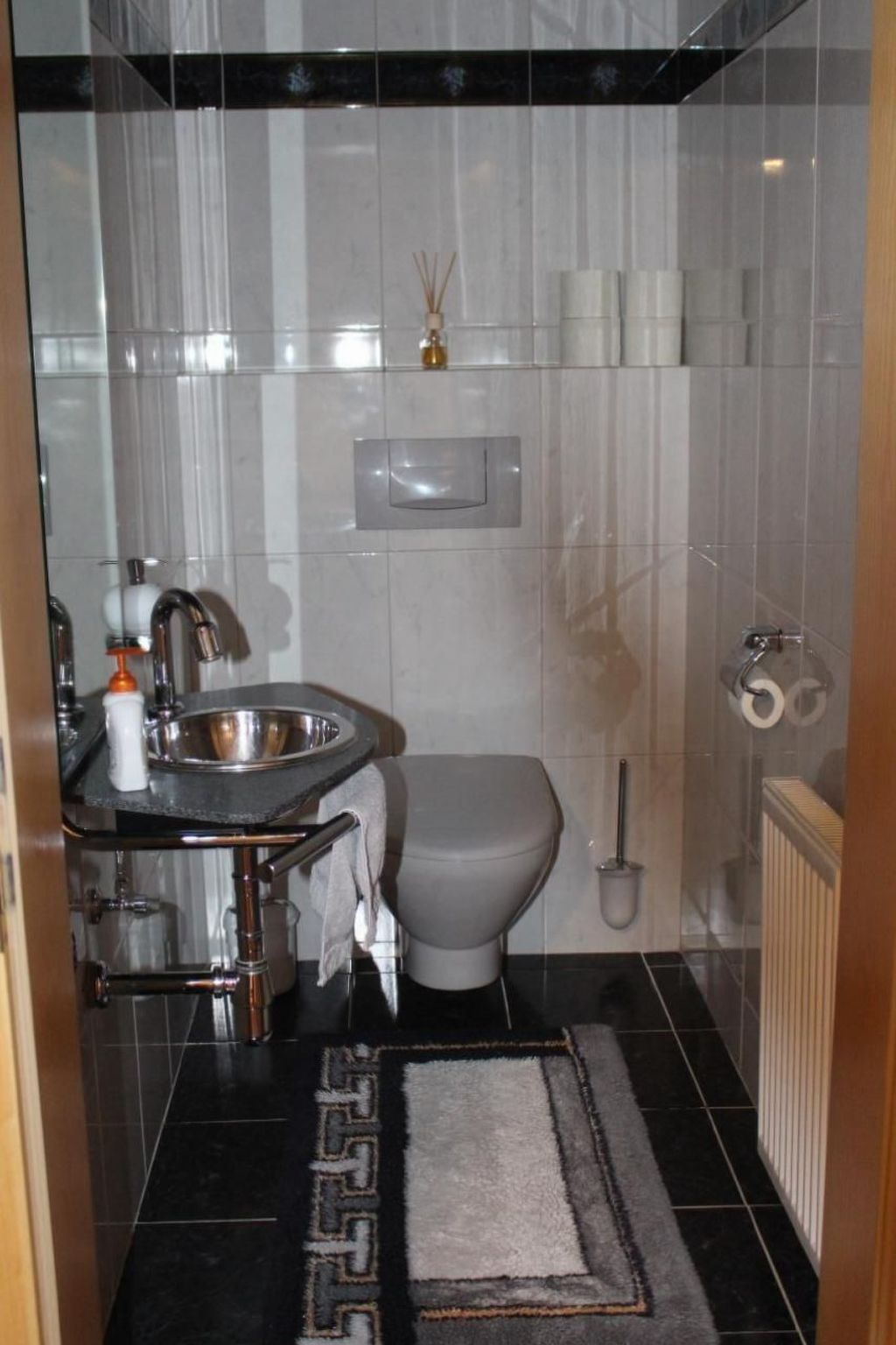 Mit Blick auf die Berge-Image-tags.info