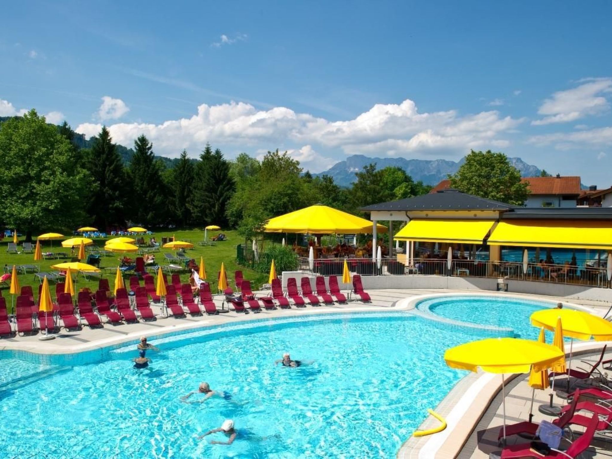 Mit Blick auf die Berge-Image-tags.info