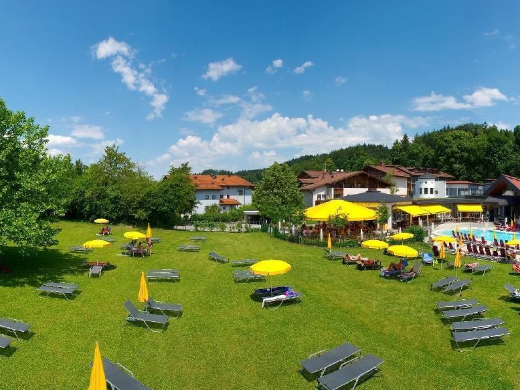 Mit Blick auf die Berge-Image-tags.info