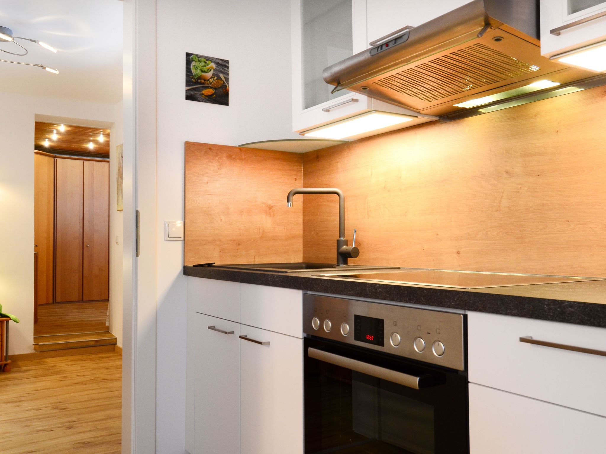 Bernstein-Image-tags.info