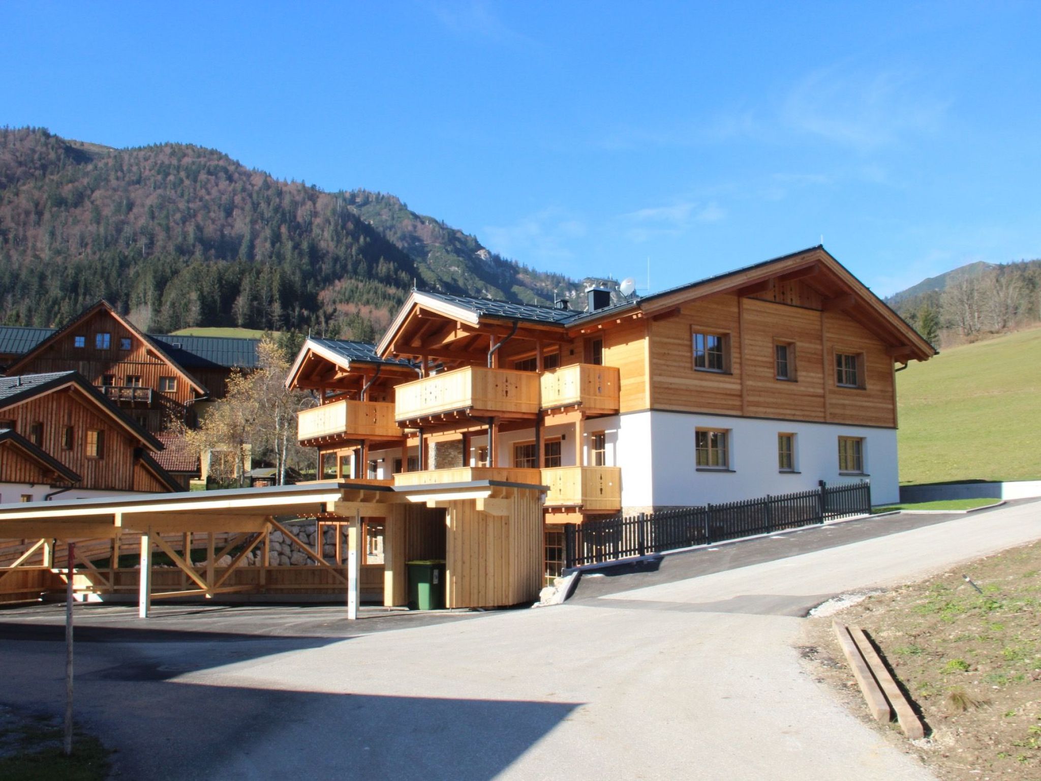 In Rußbach Am Pass Gschütt mit Garten, Terrasse und Grill-Image-tags.info